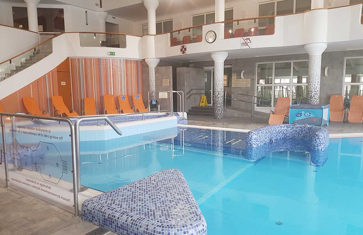 Hotel-Europa-fit-in-Heviz-schwimmbad-indoor