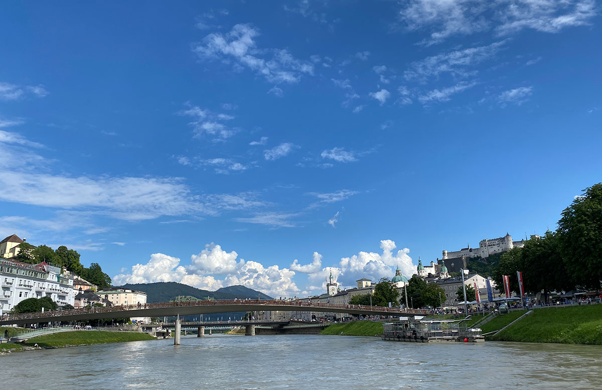 24-Stunden-in-Salzburg-Ausflugstipps-für-Familien-schifffahrt