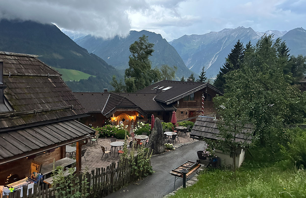 5-Ausflugsziele-in-Neukirchen-beim-Naturdorf-Oberkühnreit--dorfplatz