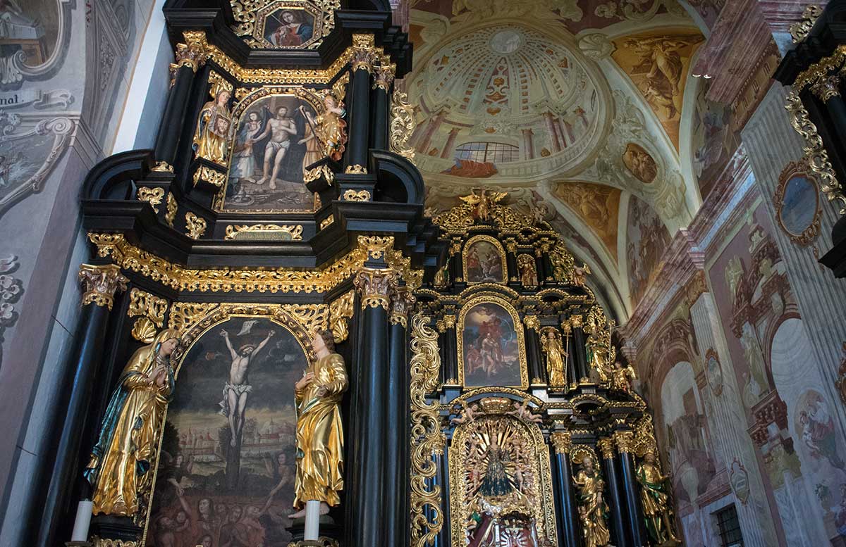 Das Kloster in Olimje und die Hirschfarm Jelenov Greben kirche
