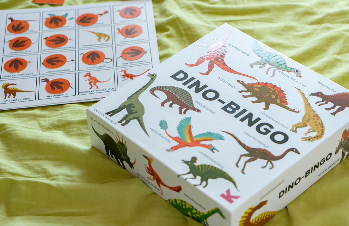 Dino,-Katzen-und-Märchen-Spielespaß-vom-Laurence-King-Verlag-dino-bingo-vorne