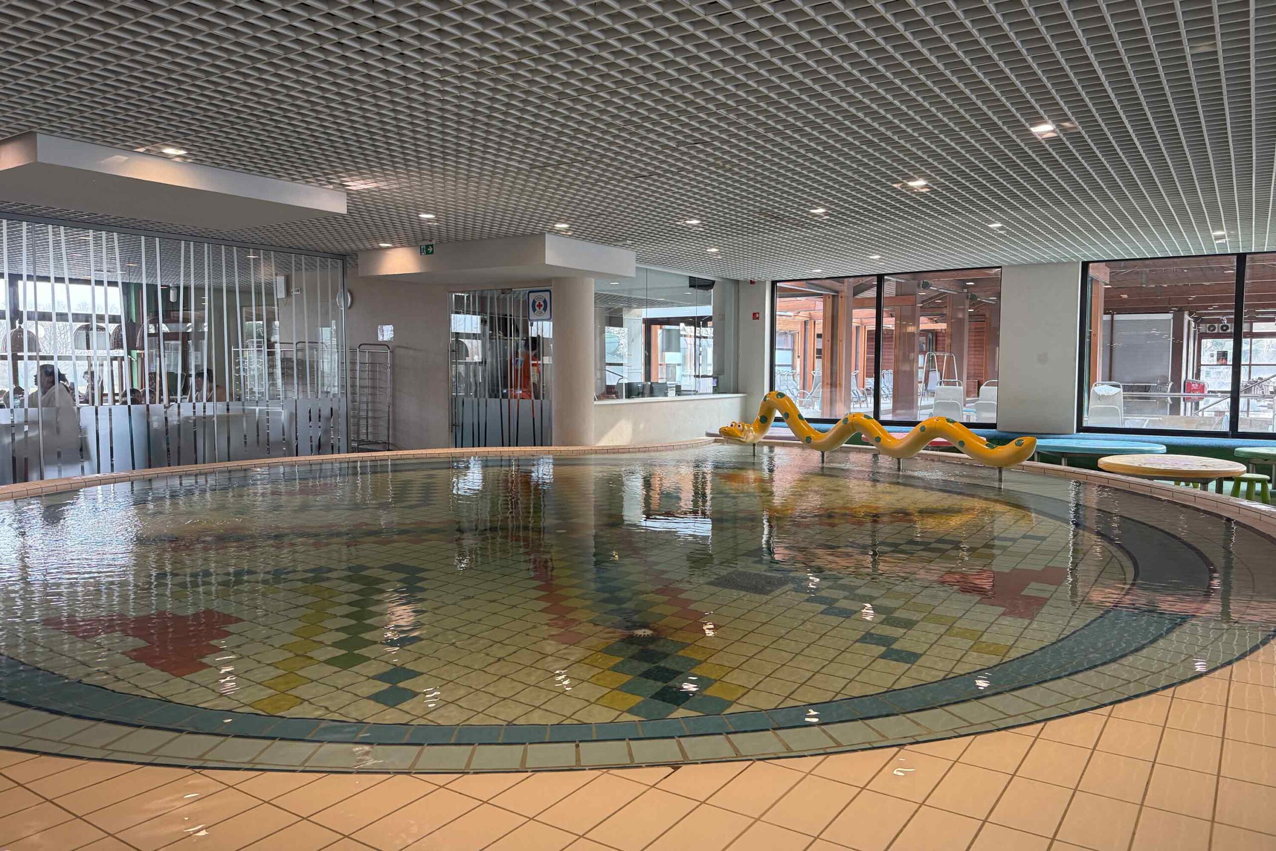 Hotel-Livada-Prestige-und-die-Terme3000-therme-kinderpool