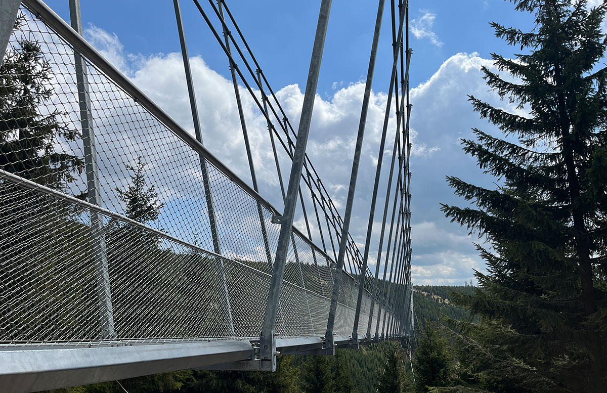 Sky-Bridge-721-die-längste-Hängebrücke-der-Wel-archtektur
