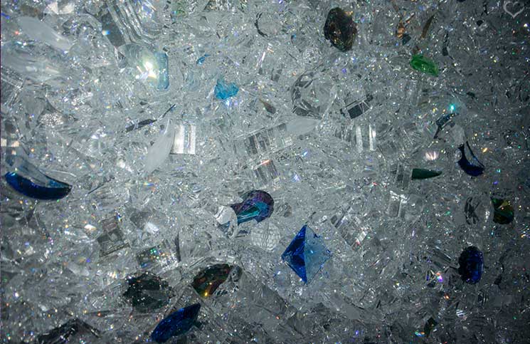 Swarovski-Kristallwelten-kristallwand-detail